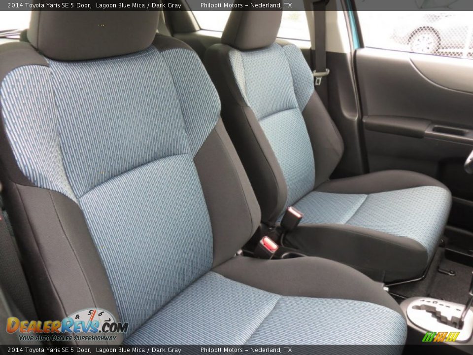 Front Seat of 2014 Toyota Yaris SE 5 Door Photo #18
