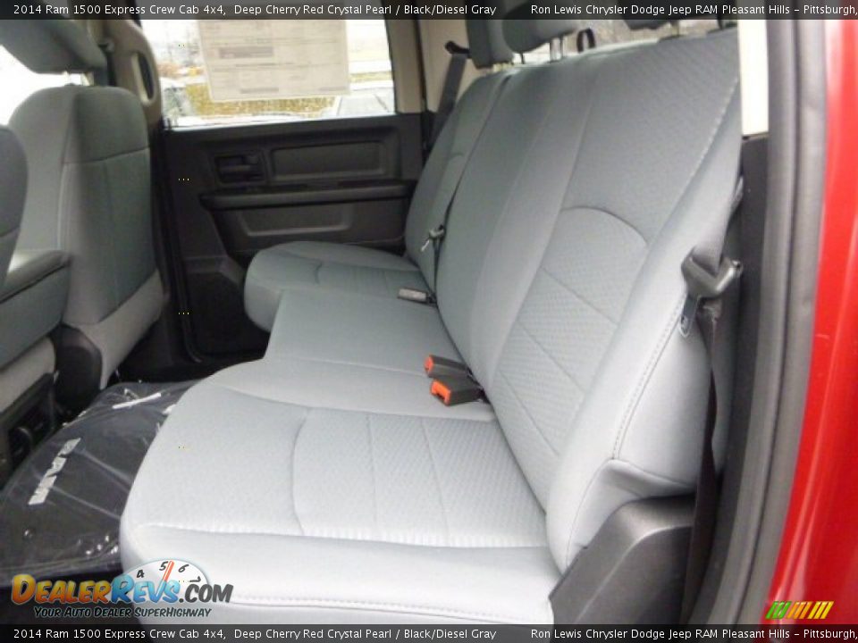 2014 Ram 1500 Express Crew Cab 4x4 Deep Cherry Red Crystal Pearl / Black/Diesel Gray Photo #15