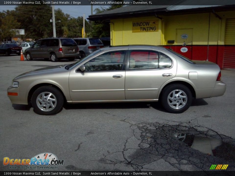 1999 Nissan Maxima GLE Sunlit Sand Metallic / Beige Photo #8