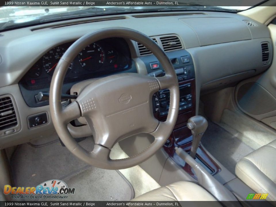 Beige Interior - 1999 Nissan Maxima GLE Photo #11