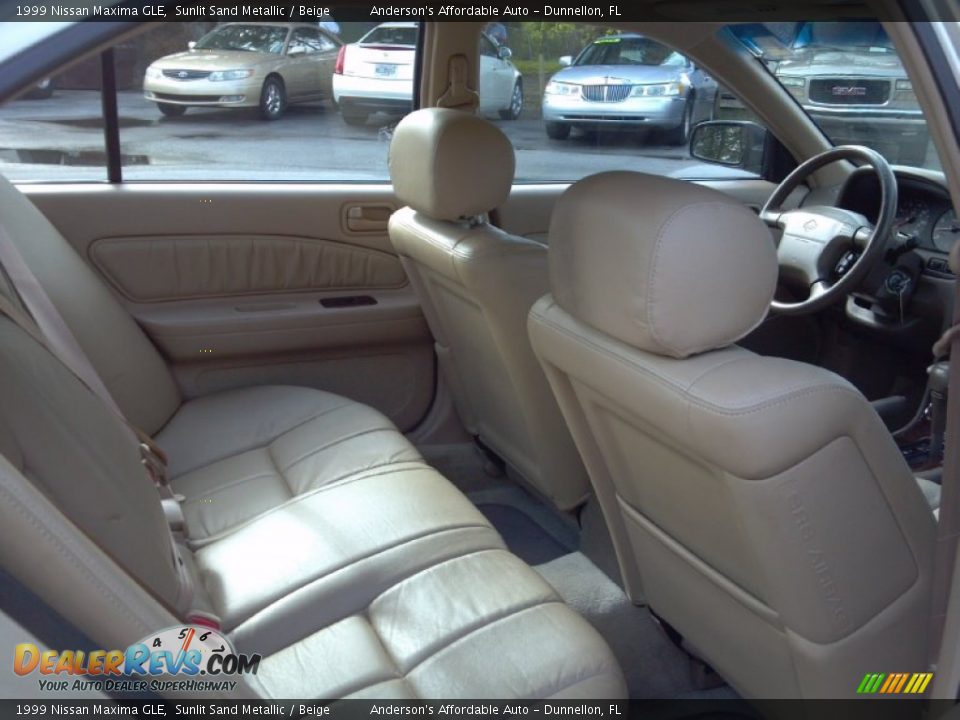 1999 Nissan Maxima GLE Sunlit Sand Metallic / Beige Photo #18