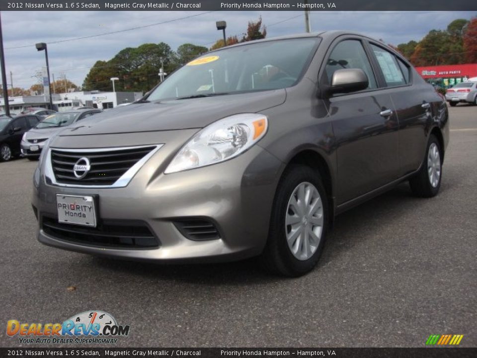 2012 Nissan Versa 1.6 S Sedan Magnetic Gray Metallic / Charcoal Photo #1