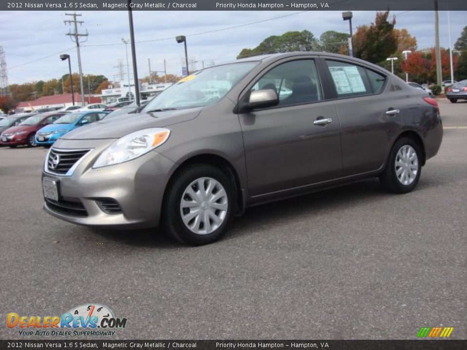 2012 Nissan Versa 1.6 S Sedan Magnetic Gray Metallic / Charcoal Photo #2