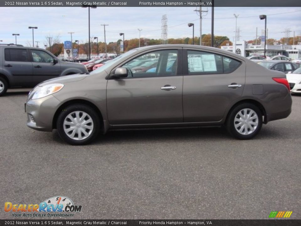 2012 Nissan Versa 1.6 S Sedan Magnetic Gray Metallic / Charcoal Photo #3