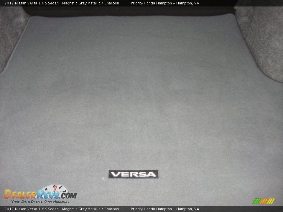 2012 Nissan Versa 1.6 S Sedan Magnetic Gray Metallic / Charcoal Photo #15