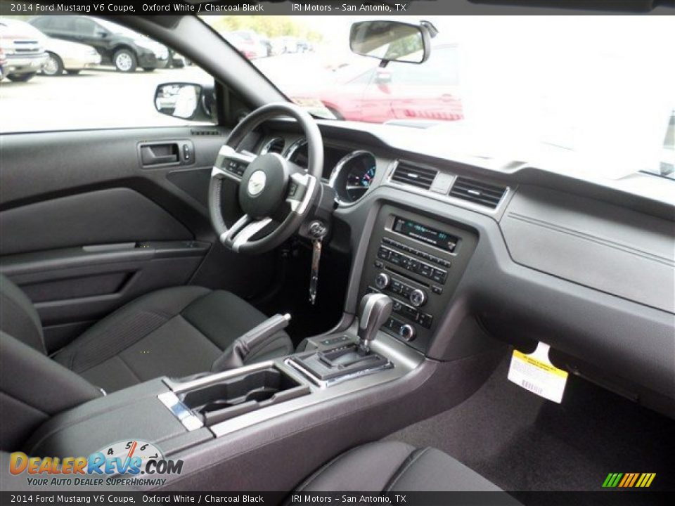 2014 Ford Mustang V6 Coupe Oxford White / Charcoal Black Photo #11