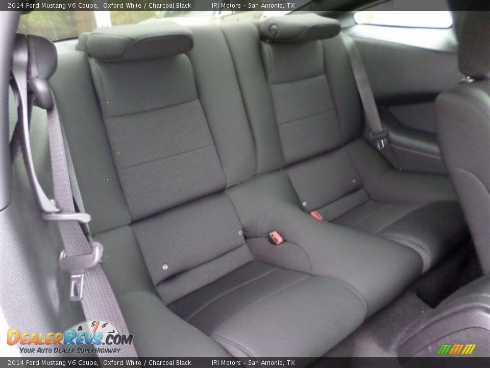 2014 Ford Mustang V6 Coupe Oxford White / Charcoal Black Photo #12