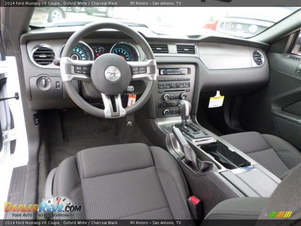 2014 Ford Mustang V6 Coupe Oxford White / Charcoal Black Photo #14