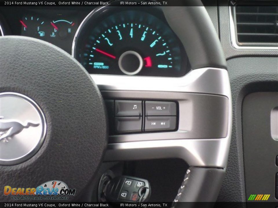 2014 Ford Mustang V6 Coupe Oxford White / Charcoal Black Photo #17