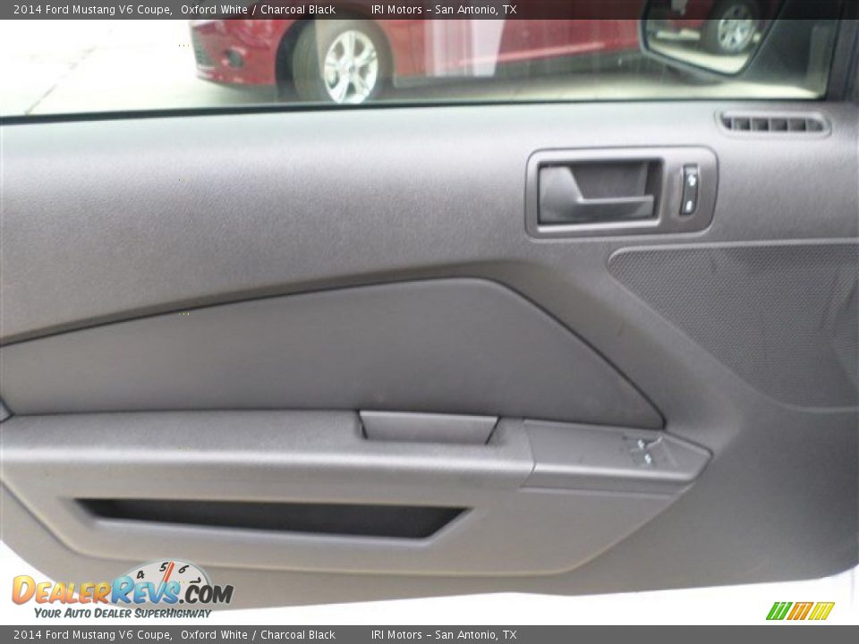 2014 Ford Mustang V6 Coupe Oxford White / Charcoal Black Photo #20