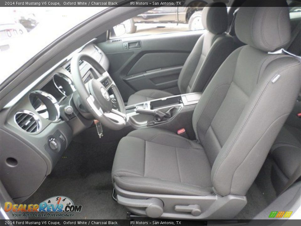 2014 Ford Mustang V6 Coupe Oxford White / Charcoal Black Photo #21