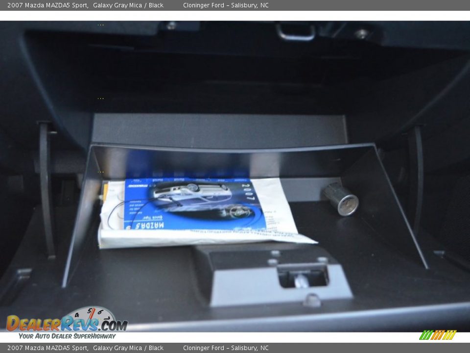 2007 Mazda MAZDA5 Sport Galaxy Gray Mica / Black Photo #30