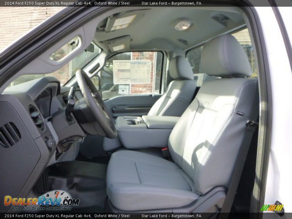 Front Seat of 2014 Ford F250 Super Duty XL Regular Cab 4x4 Photo #9