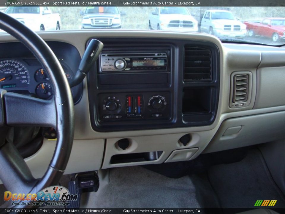 2004 GMC Yukon SLE 4x4 Sport Red Metallic / Neutral/Shale Photo #14