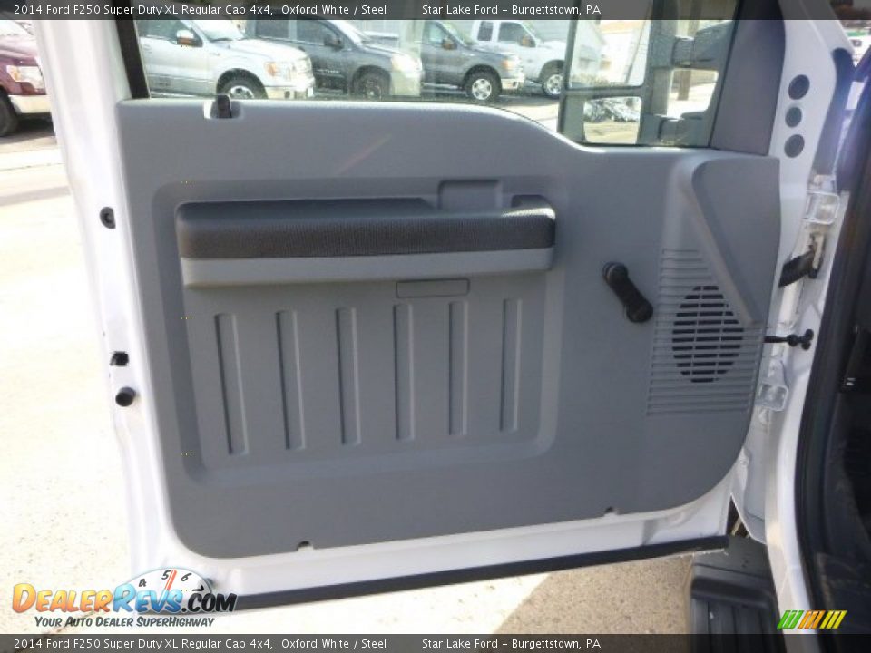 2014 Ford F250 Super Duty XL Regular Cab 4x4 Oxford White / Steel Photo #11