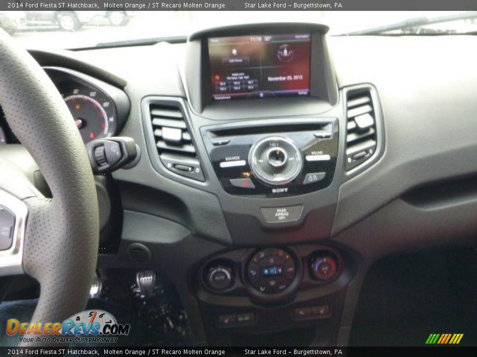 Controls of 2014 Ford Fiesta ST Hatchback Photo #14