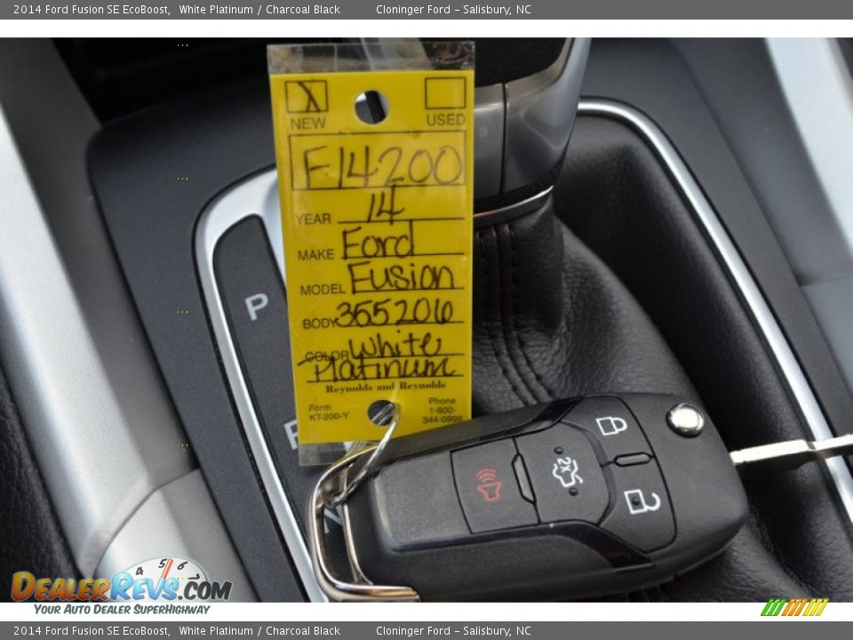 2014 Ford Fusion SE EcoBoost White Platinum / Charcoal Black Photo #24