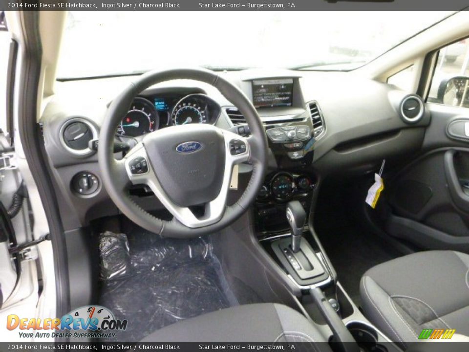 2014 Ford Fiesta SE Hatchback Ingot Silver / Charcoal Black Photo #11