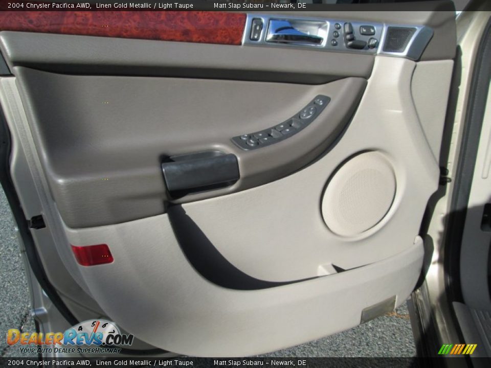 2004 Chrysler Pacifica AWD Linen Gold Metallic / Light Taupe Photo #12