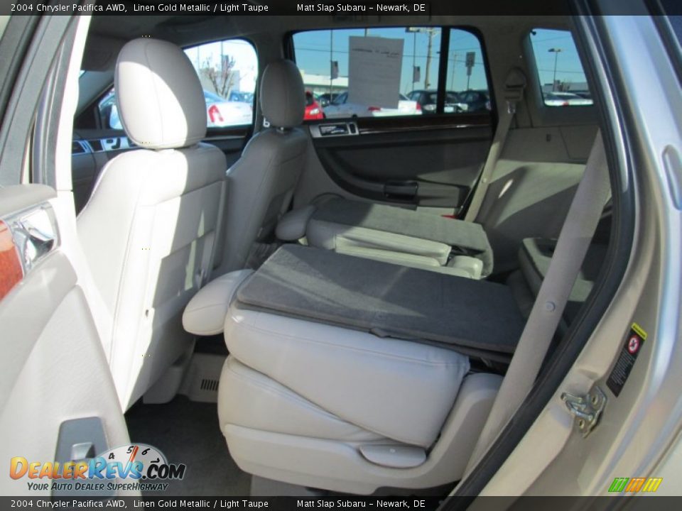 2004 Chrysler Pacifica AWD Linen Gold Metallic / Light Taupe Photo #22