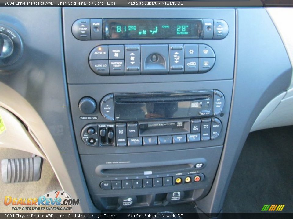 2004 Chrysler Pacifica AWD Linen Gold Metallic / Light Taupe Photo #26