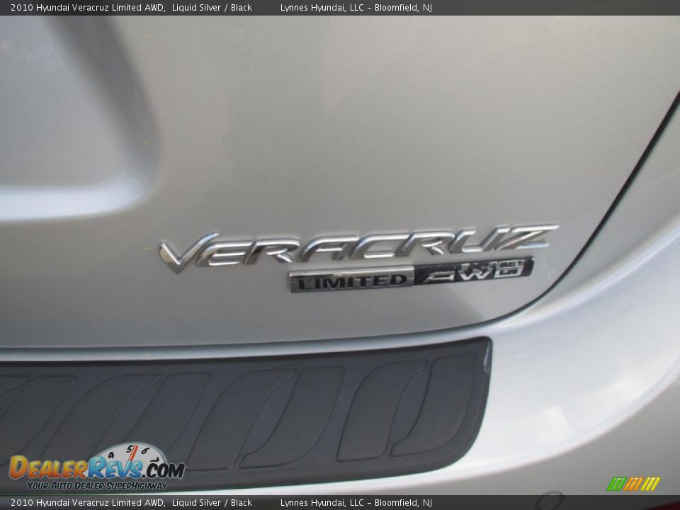 2010 Hyundai Veracruz Limited AWD Liquid Silver / Black Photo #8