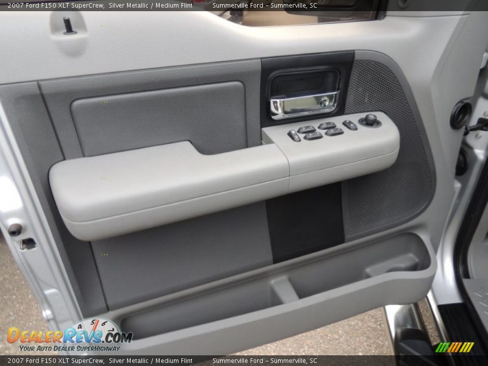 2007 Ford F150 XLT SuperCrew Silver Metallic / Medium Flint Photo #6
