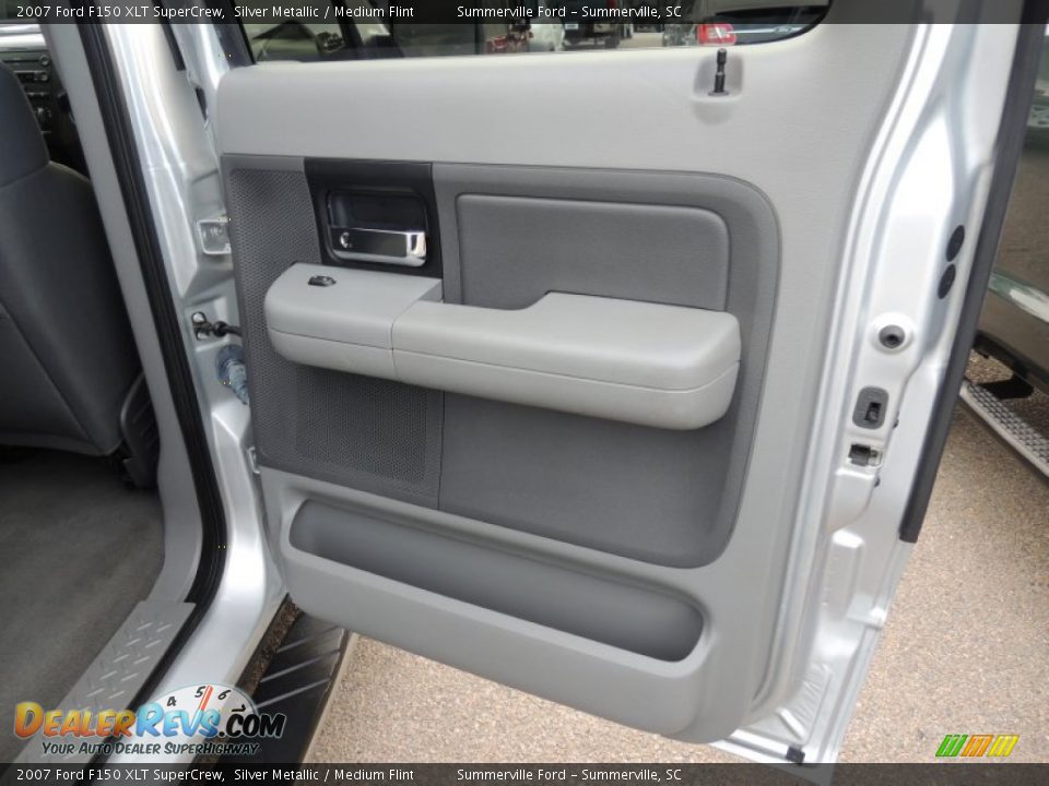2007 Ford F150 XLT SuperCrew Silver Metallic / Medium Flint Photo #12