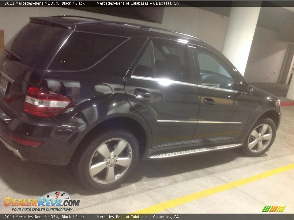 2011 Mercedes-Benz ML 350 Black / Black Photo #2