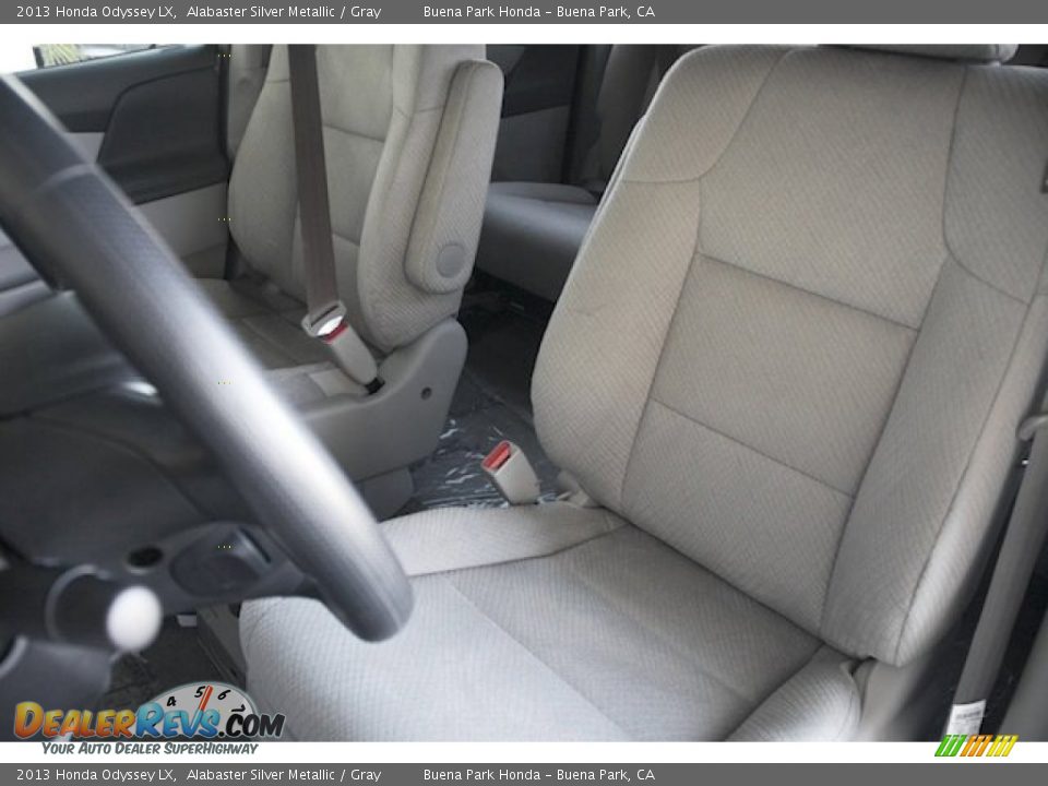 2013 Honda Odyssey LX Alabaster Silver Metallic / Gray Photo #10