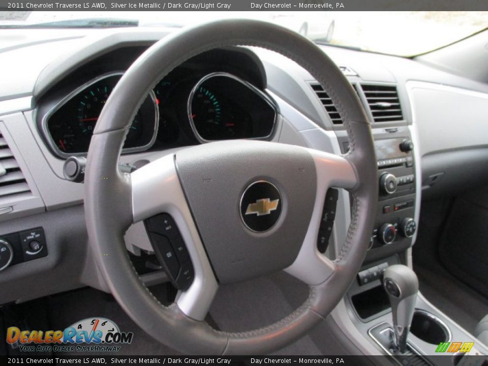 2011 Chevrolet Traverse LS AWD Silver Ice Metallic / Dark Gray/Light Gray Photo #15