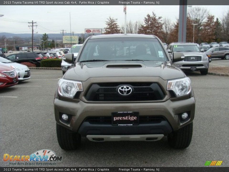 2013 Toyota Tacoma V6 TRD Sport Access Cab 4x4 Pyrite Mica / Graphite Photo #2