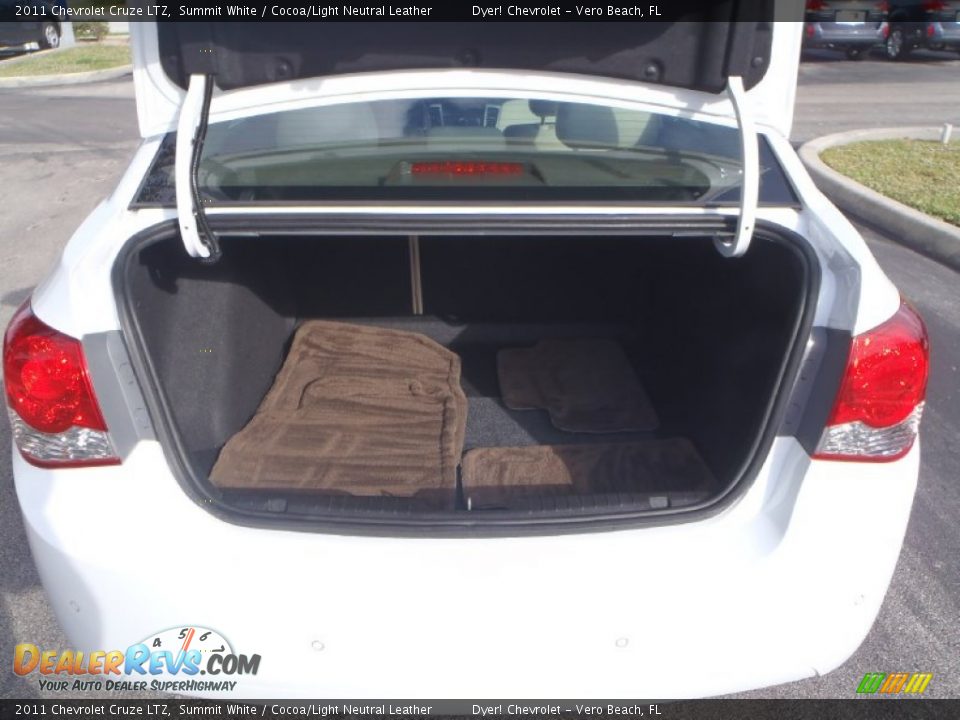 2011 Chevrolet Cruze LTZ Summit White / Cocoa/Light Neutral Leather Photo #5