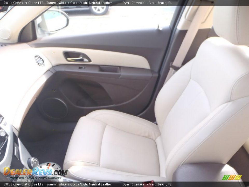 2011 Chevrolet Cruze LTZ Summit White / Cocoa/Light Neutral Leather Photo #17