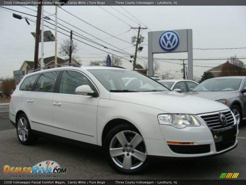 2008 Volkswagen Passat Komfort Wagon Candy White / Pure Beige Photo #1