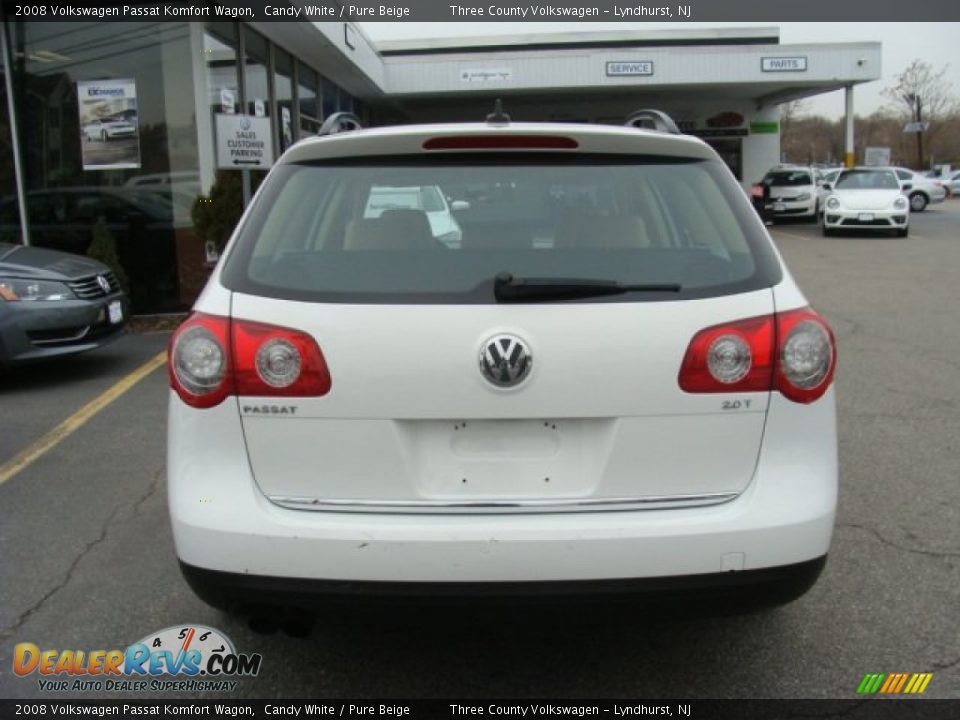 2008 Volkswagen Passat Komfort Wagon Candy White / Pure Beige Photo #5