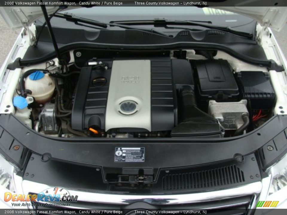 2008 Volkswagen Passat Komfort Wagon Candy White / Pure Beige Photo #14