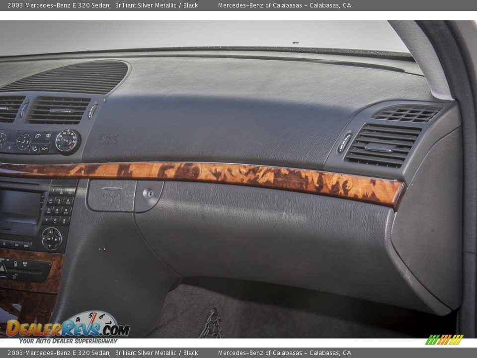 2003 Mercedes-Benz E 320 Sedan Brilliant Silver Metallic / Black Photo #21
