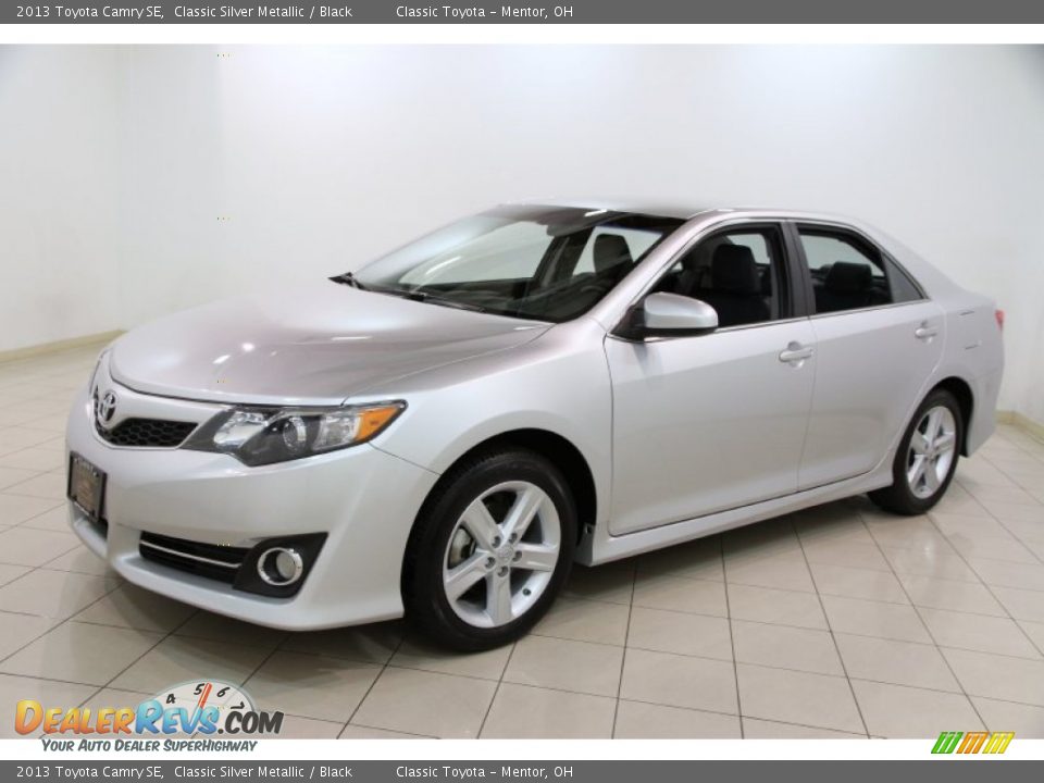 2013 Toyota Camry SE Classic Silver Metallic / Black Photo #3