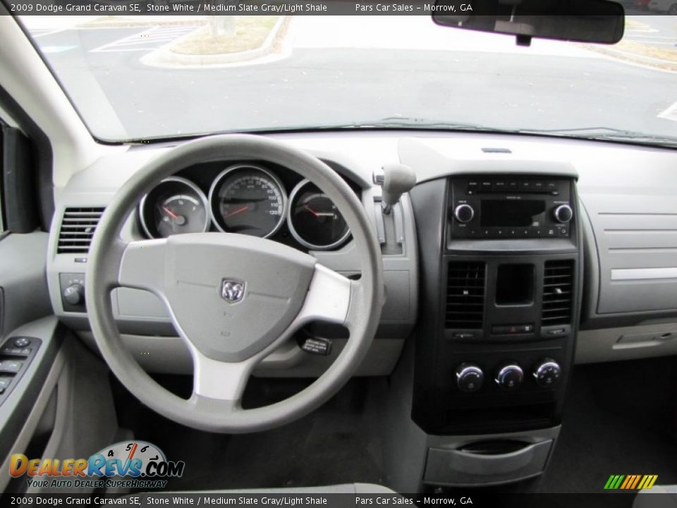 2009 Dodge Grand Caravan SE Stone White / Medium Slate Gray/Light Shale Photo #9
