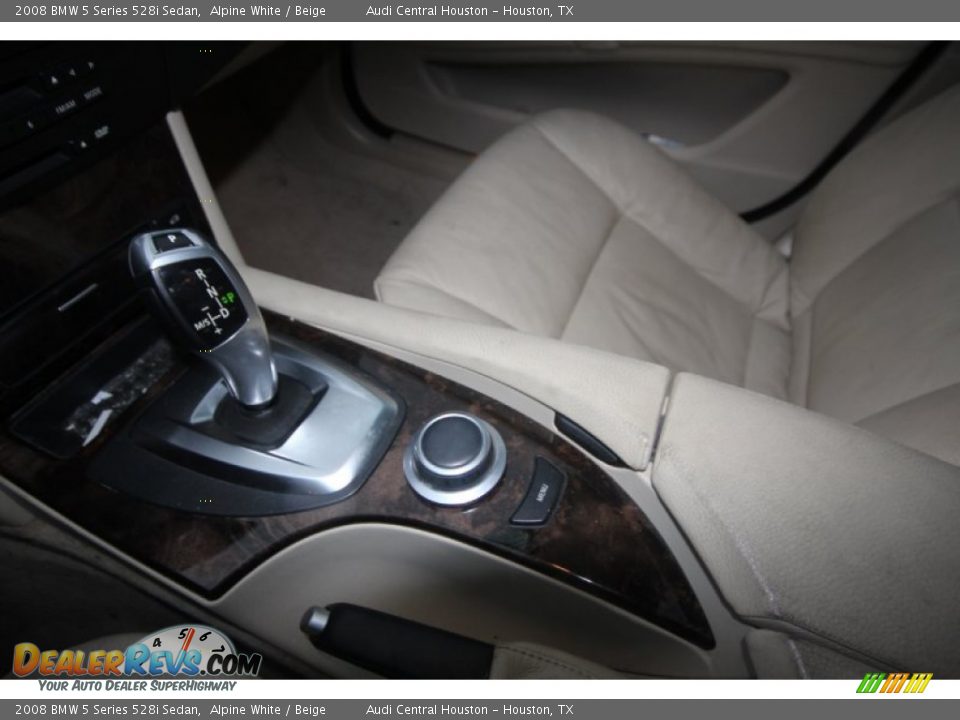 2008 BMW 5 Series 528i Sedan Alpine White / Beige Photo #15