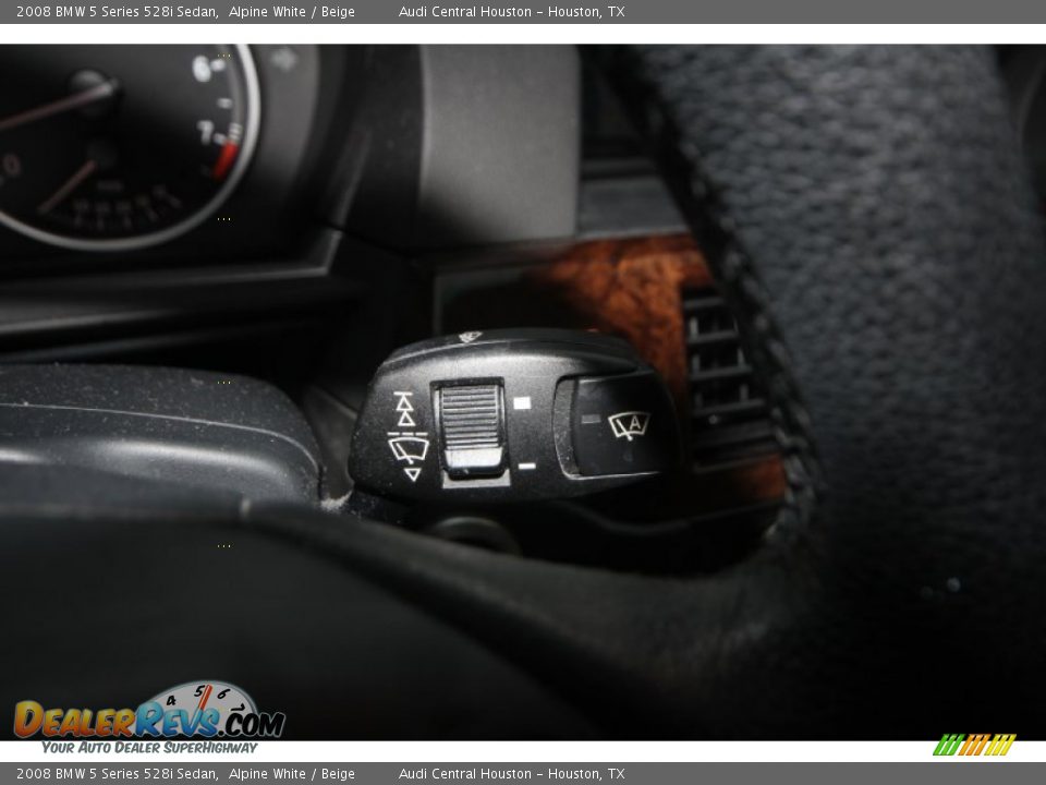 2008 BMW 5 Series 528i Sedan Alpine White / Beige Photo #23