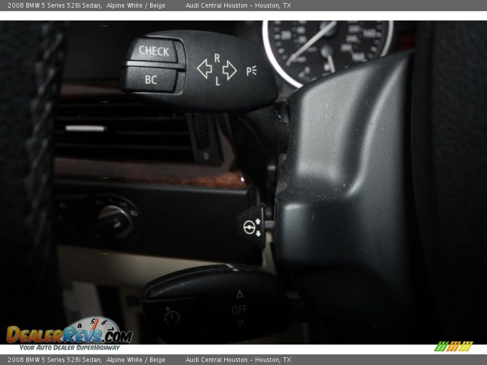 2008 BMW 5 Series 528i Sedan Alpine White / Beige Photo #24
