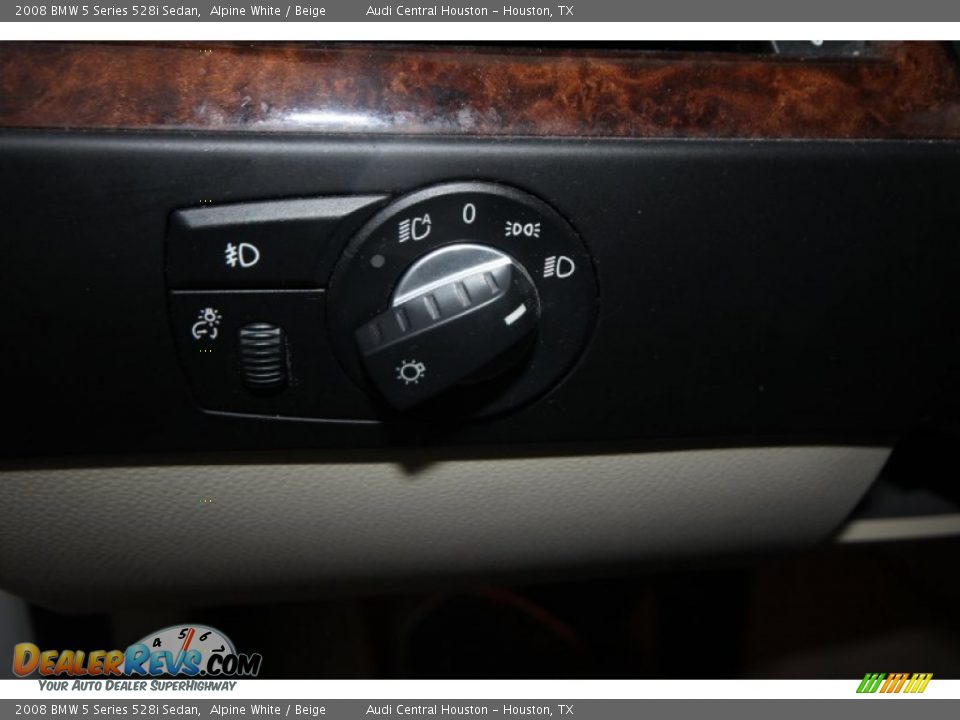 2008 BMW 5 Series 528i Sedan Alpine White / Beige Photo #25