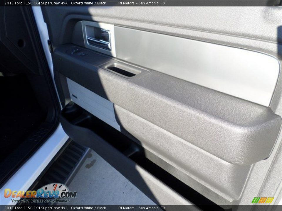 2013 Ford F150 FX4 SuperCrew 4x4 Oxford White / Black Photo #11