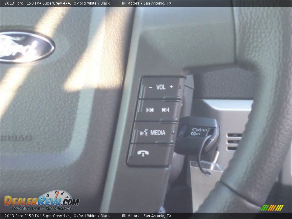 2013 Ford F150 FX4 SuperCrew 4x4 Oxford White / Black Photo #18