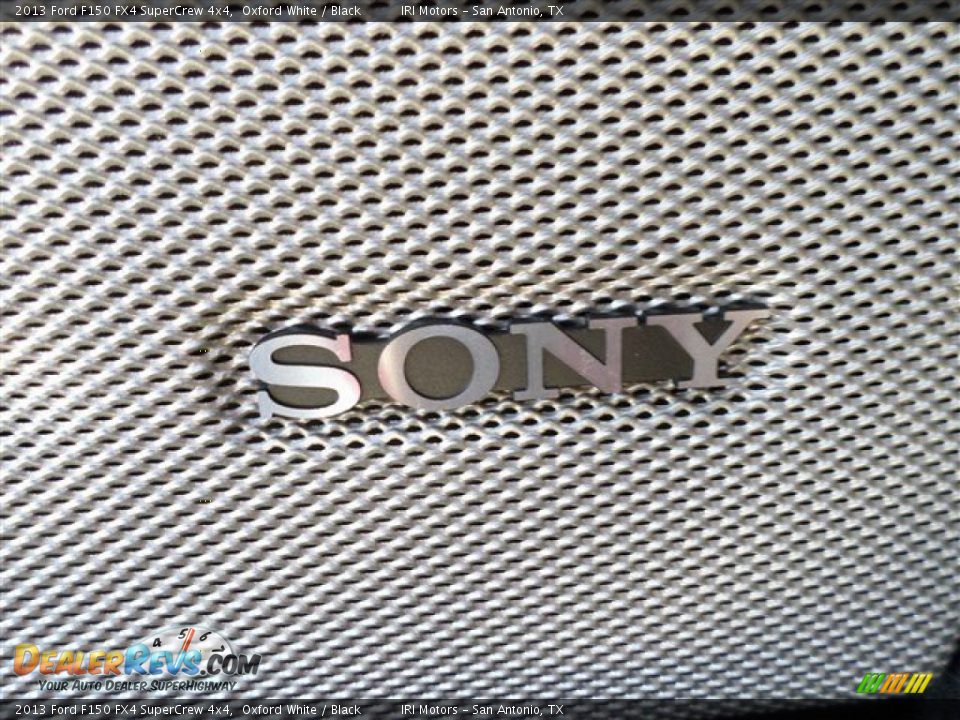 2013 Ford F150 FX4 SuperCrew 4x4 Oxford White / Black Photo #24