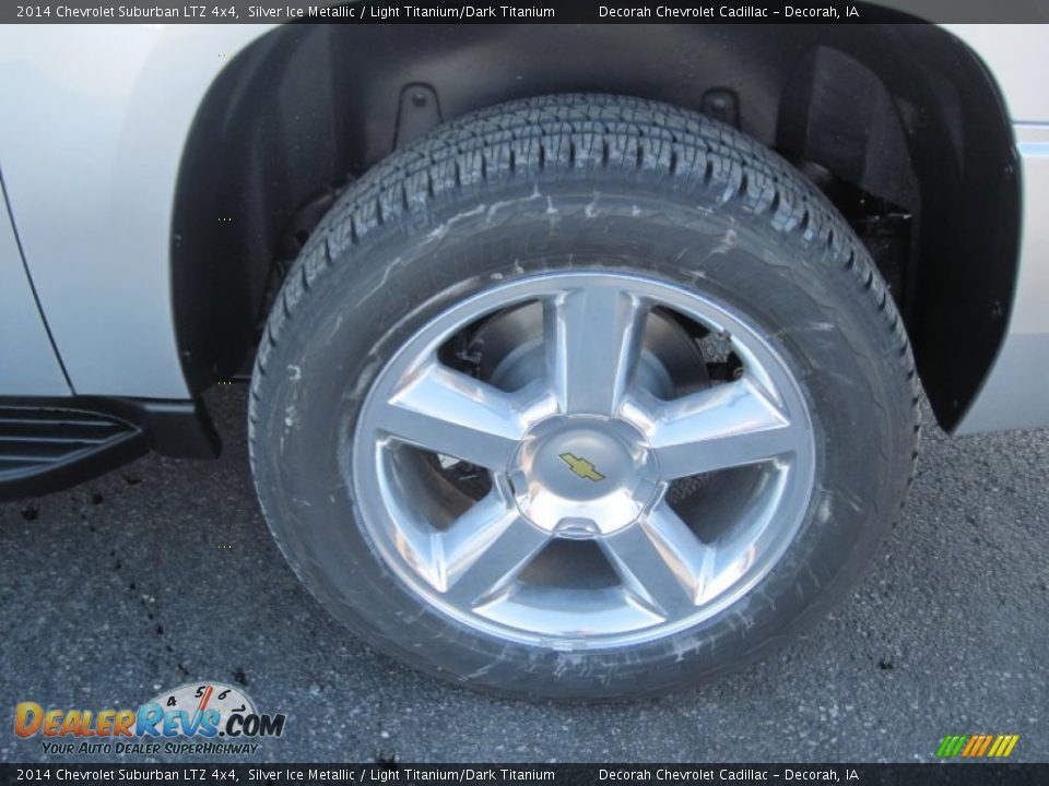 2014 Chevrolet Suburban LTZ 4x4 Silver Ice Metallic / Light Titanium/Dark Titanium Photo #4