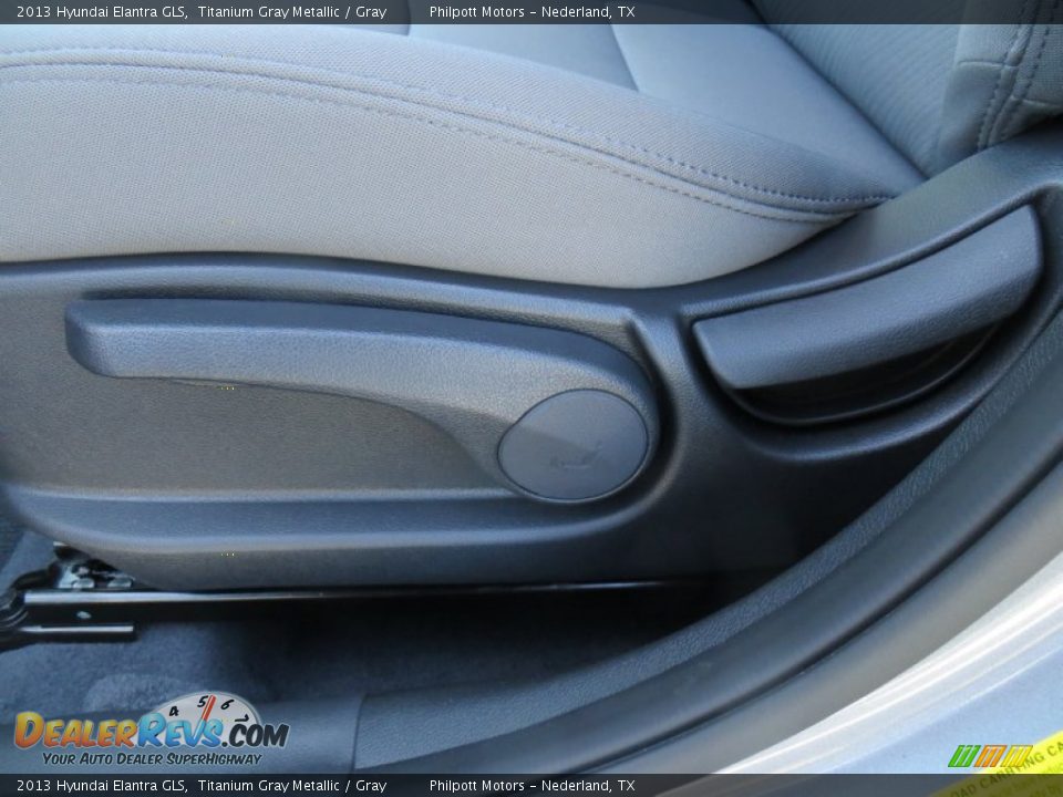 2013 Hyundai Elantra GLS Titanium Gray Metallic / Gray Photo #25