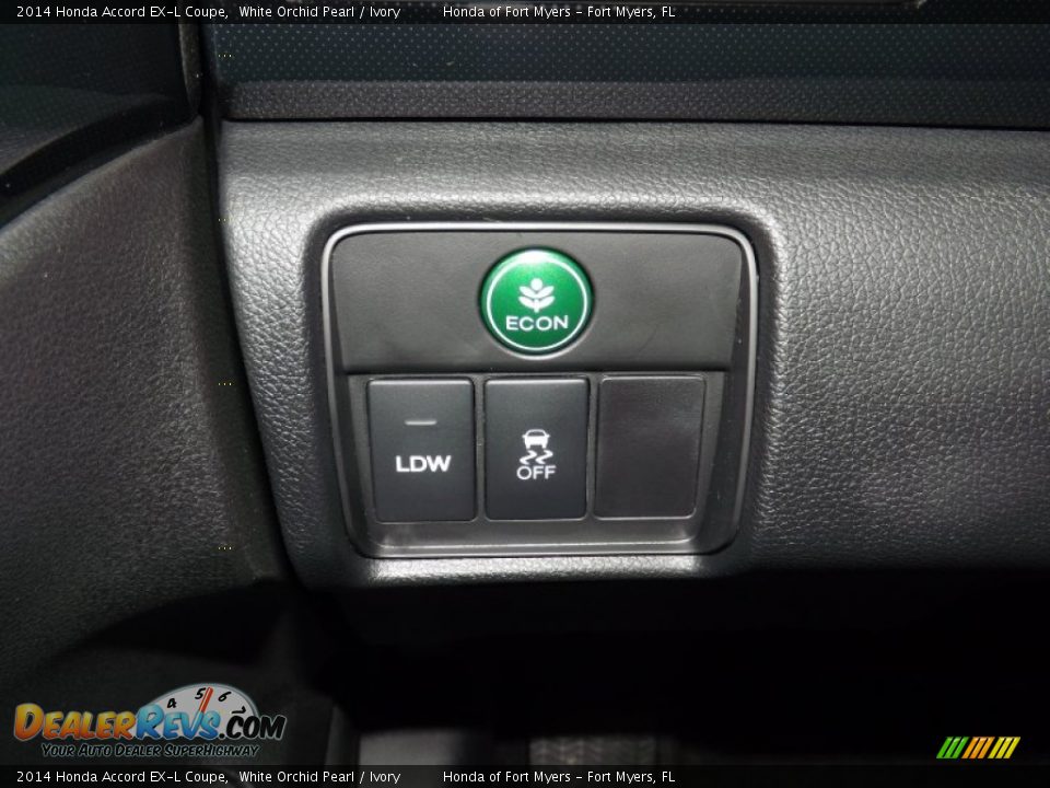 2014 Honda Accord EX-L Coupe White Orchid Pearl / Ivory Photo #30